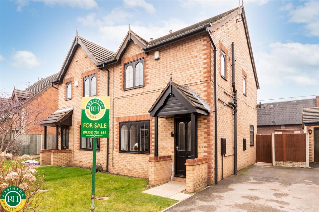 Worral Court, Edenthorpe, Doncaster 3 bed semidetached house £160,000