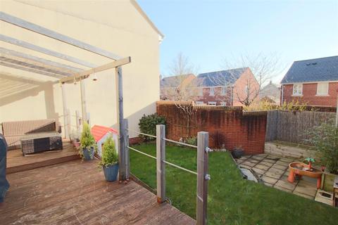 23 Edwards Court, Exeter, EX2 7RL