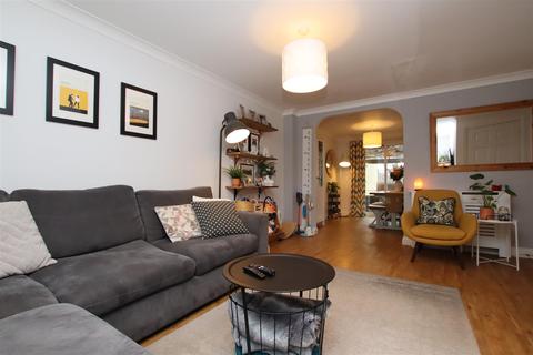23 Edwards Court, Exeter, EX2 7RL