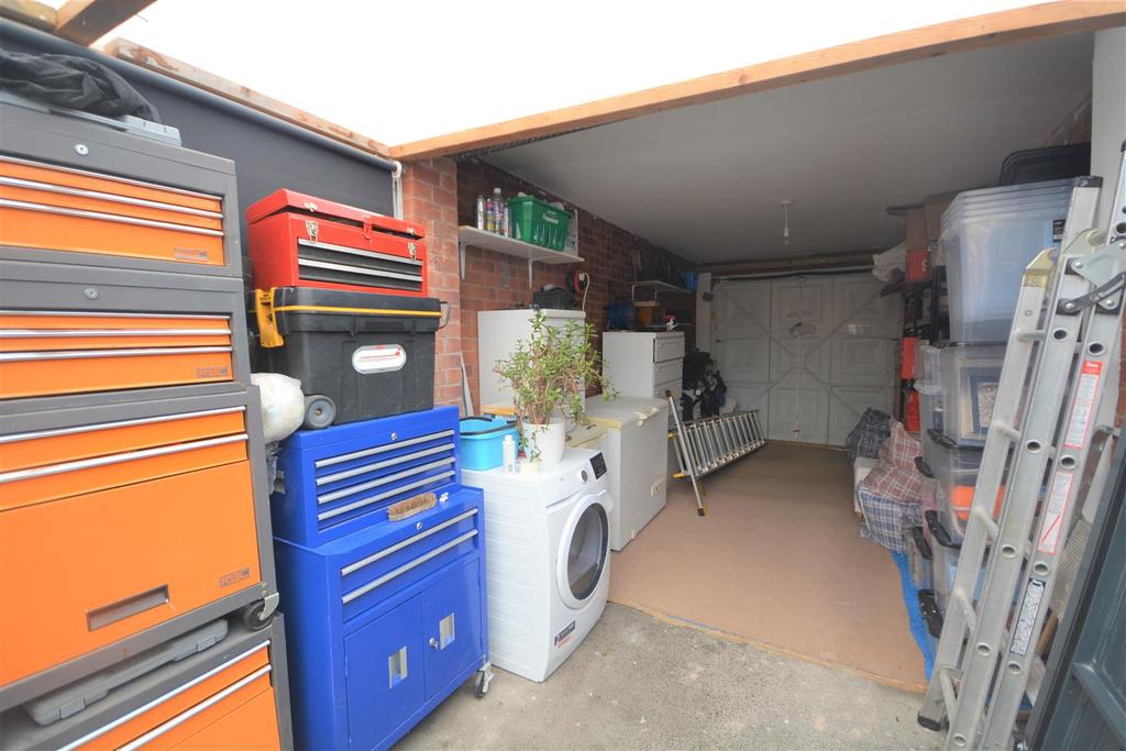 Integral Single Garage