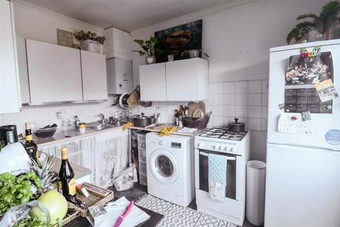 13 Hull Grove, Harlow, CM19 5RP