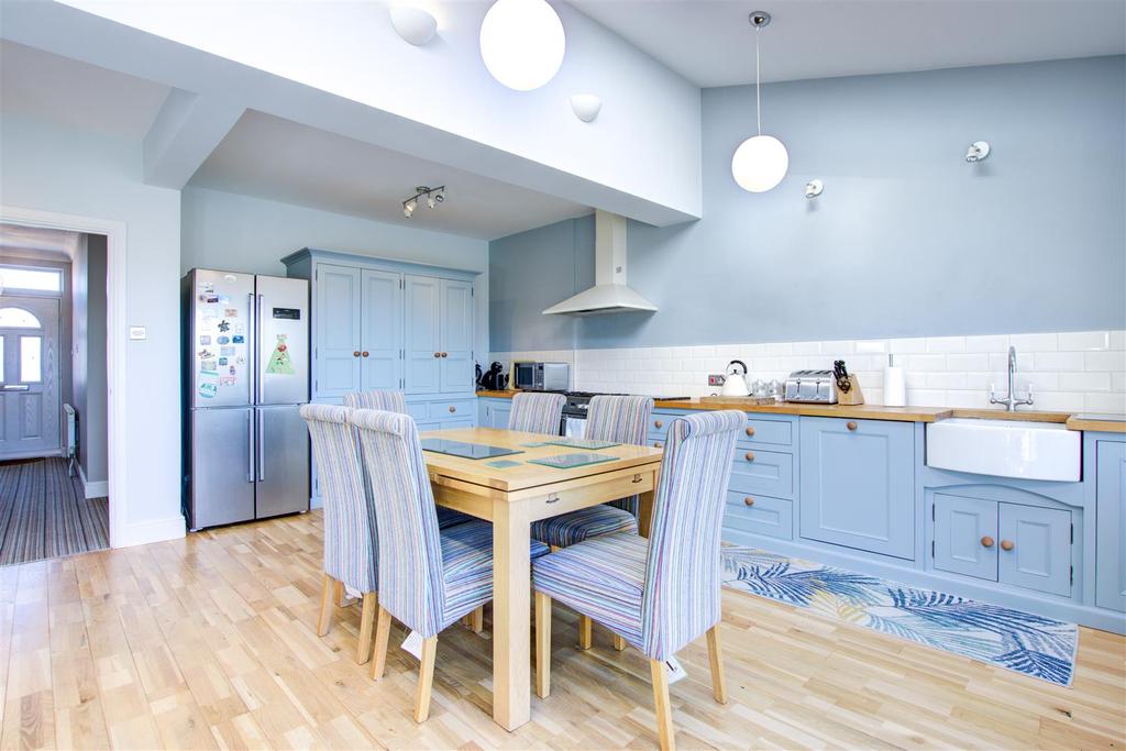 Kitchen Diner