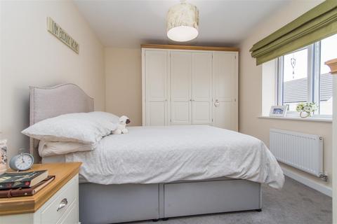 1 Cornfield Way, North Tawton, EX20 2FB