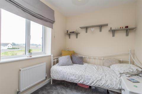 1 Cornfield Way, North Tawton, EX20 2FB