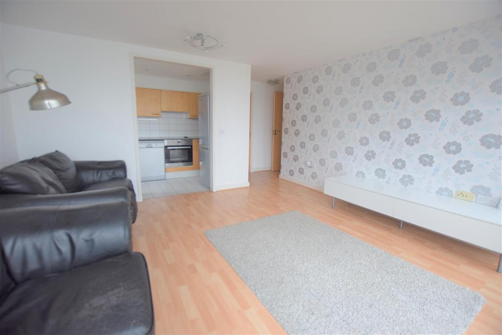 Royal Quay, Liverpool 2 bed apartment £950 pcm (£219 pw)