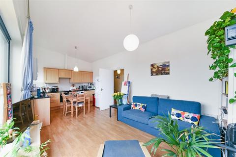 Flat 28, Travers House, 127 Dalmeny Avenue, London, N7 0JJ