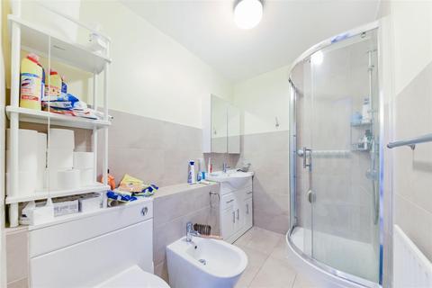 Flat 28, Travers House, 127 Dalmeny Avenue, London, N7 0JJ
