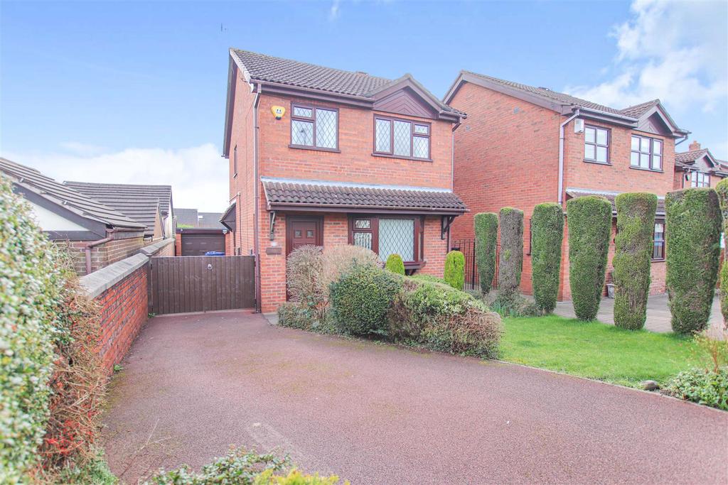 Loring Road, Porthill, Newcastle 3 bed detached house £215,000