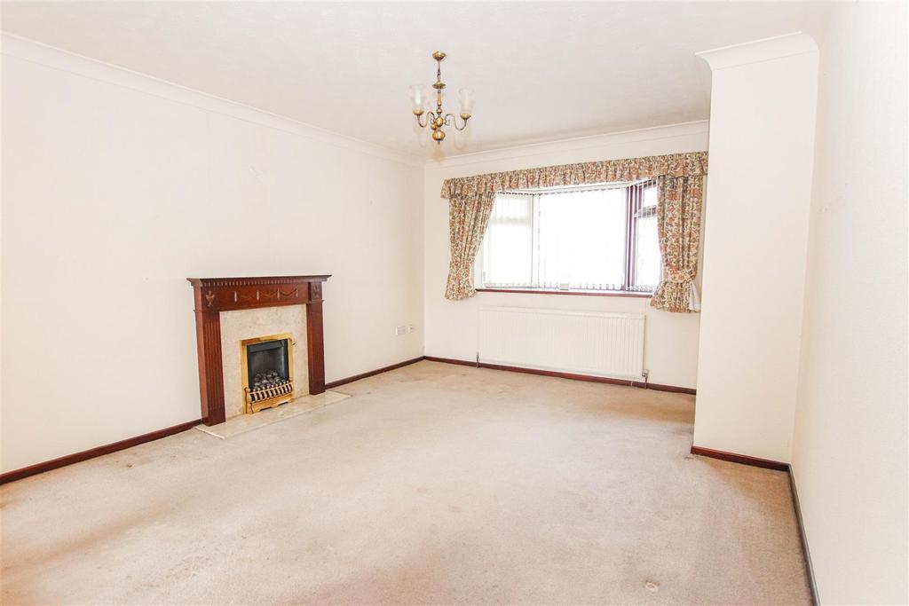 Loring Road, Porthill, Newcastle 3 bed detached house £215,000