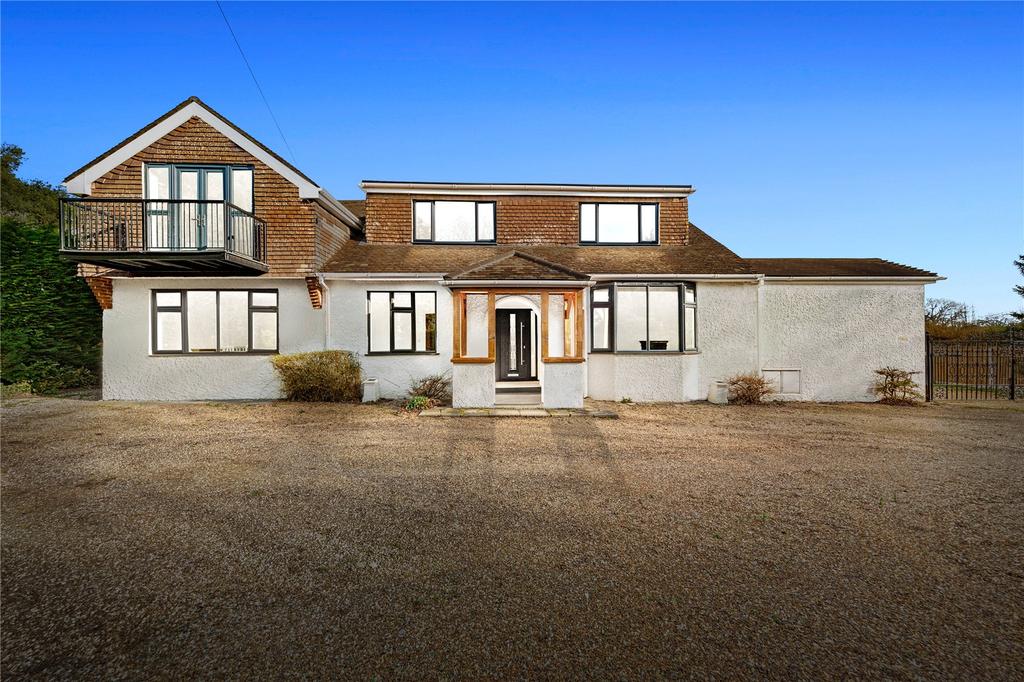 Broomhills Chase, Little Burstead, Billericay, CM12 5 bed detached