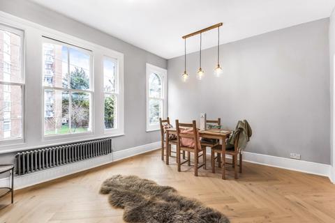130b Trafalgar Street, London, SE17 2TP