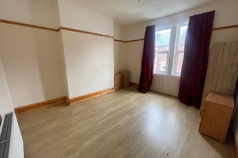 2 bedroom flat to rent, Chirton W View, North Shields.  NE29 0EN *GARAGE INCLUDED*