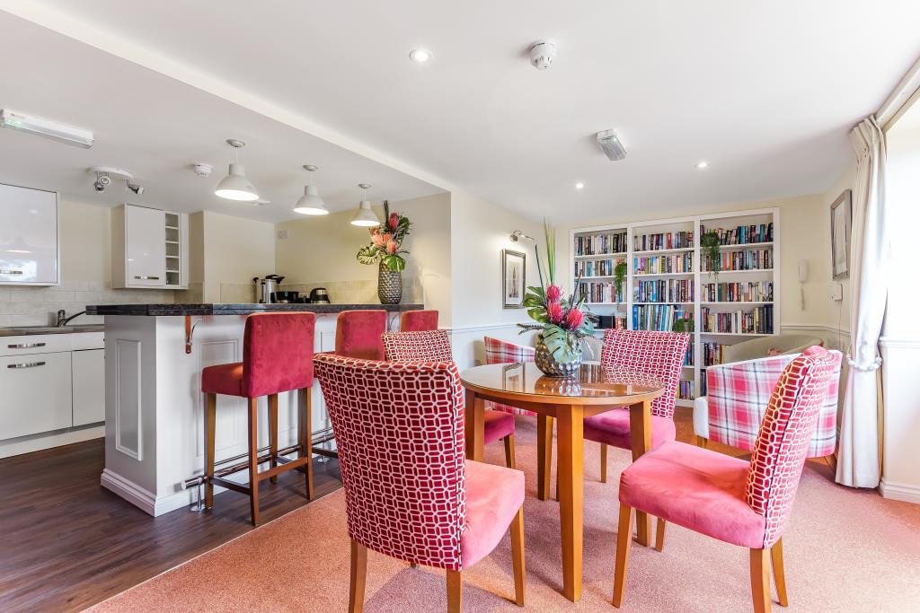 Living Room/Kitchen