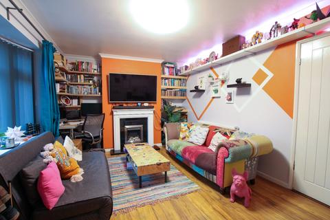 51 Skipton Circus, Nottingham, NG3 7DR