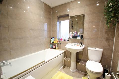 51 Skipton Circus, Nottingham, NG3 7DR