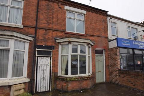 2 bedroom terraced house to rent, London Road, Hinckley