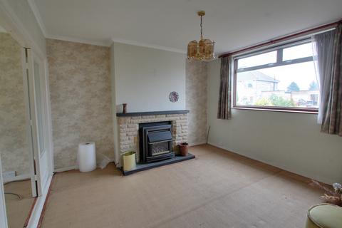 3 bedroom semi-detached house for sale - Avebury Avenue, Leicester