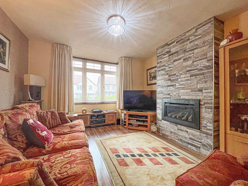 Longstaff Avenue, Cannock, WS12 0QE 3 bed semidetached house for sale