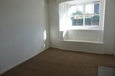 3 bedroom terraced house to rent, Station Road, Cullompton