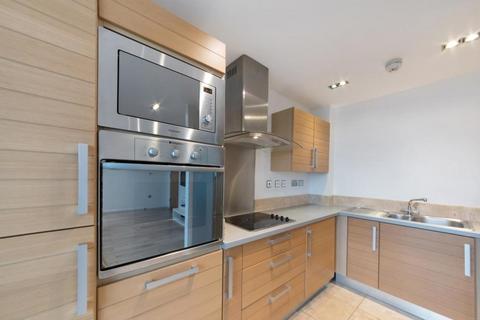 2 bedroom flat to rent - City Tower, 3 Limeharbour, Crossharbour, South Quay, Canary Wharf, United Kingdom, E14 9LS