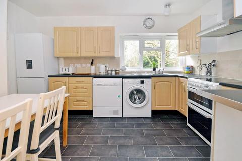 108 Knights Way, Brentwood, CM13 2ER