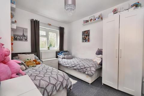 108 Knights Way, Brentwood, CM13 2ER