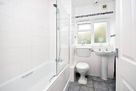 108 Knights Way, Brentwood, CM13 2ER