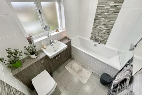 37 Auldlea Road, Beith, KA15 2DA