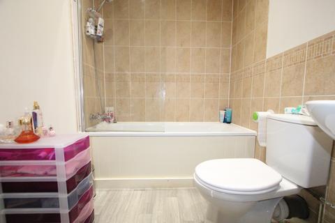 29 Carmichael Avenue, Greenhithe, DA9 9TD