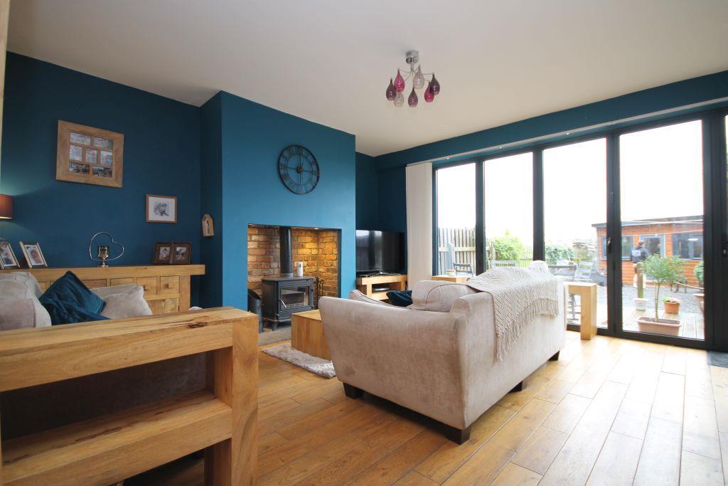 Short Row, Callerton, Newcastle Upon Tyne 2 bed terraced house £200,000