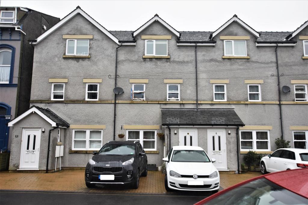 Alexander Road, Ulverston 4 bed townhouse £300,000