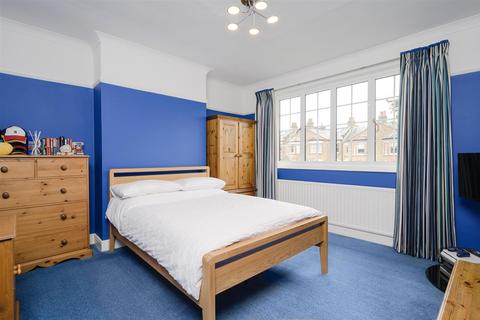 73 Lambton Road, London, SW20 0LW