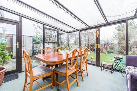 11 Marling Way, Gravesend, DA12 4DW