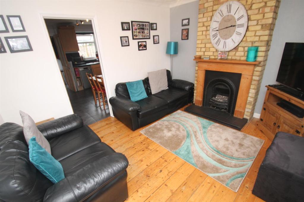 Hackney Road, Maidstone 2 bed terraced house £265,000
