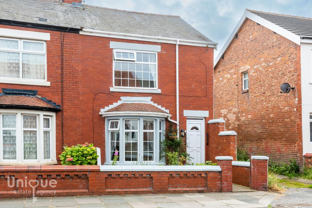 Brun Grove, Blackpool, FY1 3 bed end of terrace house for sale £122,500