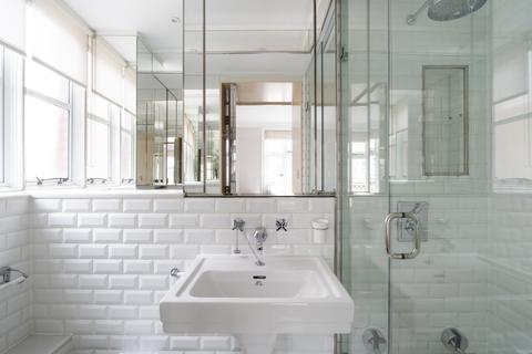 Flat 50, Chesterfield House Chesterfield Gardens, London, W1J 5JU