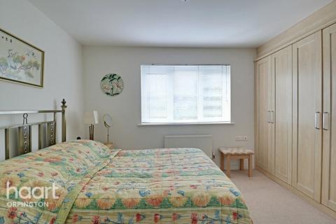 19 Porthallow Close, Orpington, BR6 9XU