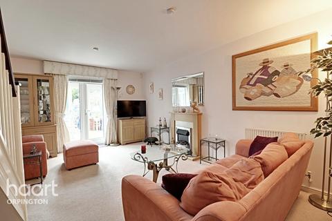 19 Porthallow Close, Orpington, BR6 9XU