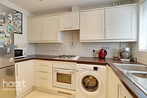 19 Porthallow Close, Orpington, BR6 9XU