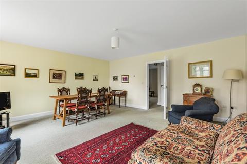 36 Beech Avenue, Bracklesham Bay, Chichester, PO20 8HU