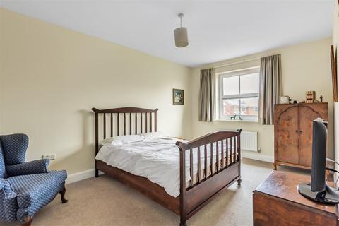 36 Beech Avenue, Bracklesham Bay, Chichester, PO20 8HU