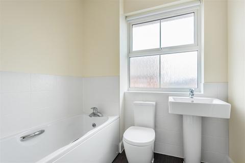 36 Beech Avenue, Bracklesham Bay, Chichester, PO20 8HU
