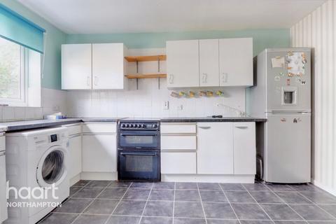 15 Crowthorp Road, Northampton, NN3 5DU