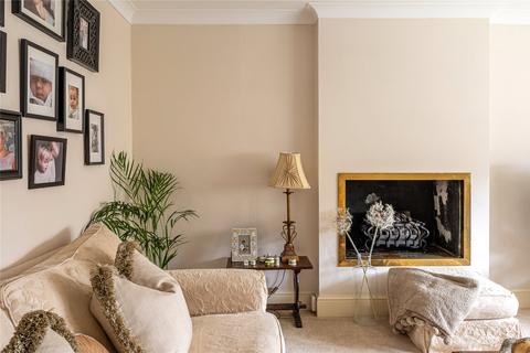 2 Cotterdale Holt, Collingham, Wetherby, LS22 5LS