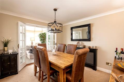 2 Cotterdale Holt, Collingham, Wetherby, LS22 5LS