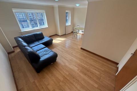 2 bedroom flat to rent, Cavendish Court, Barnsley