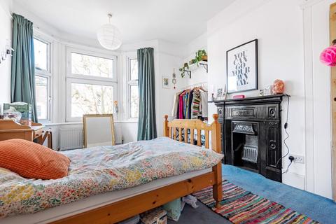 4 bedroom terraced house for sale - Ardgowan Road, London, SE6 1UZ