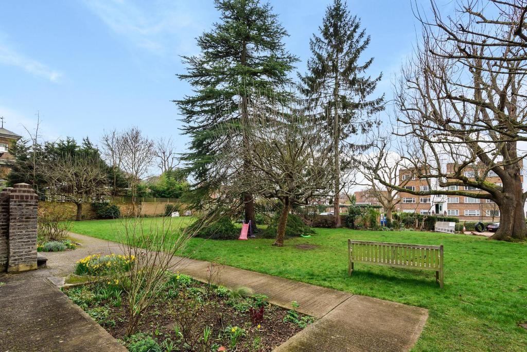 Communal gardens