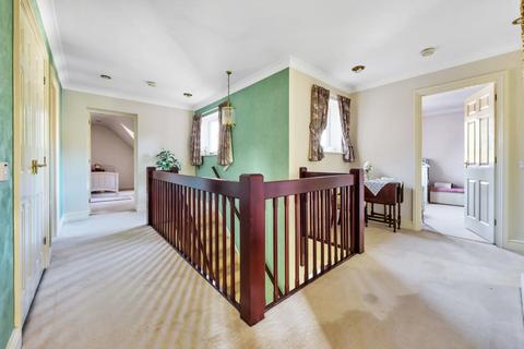 3 Houston Place, Esher, KT10 8JU