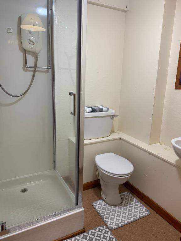 Red Admiral Court, Whitfield, Dundee... 1 bed flat £395 pcm (£91 pw)